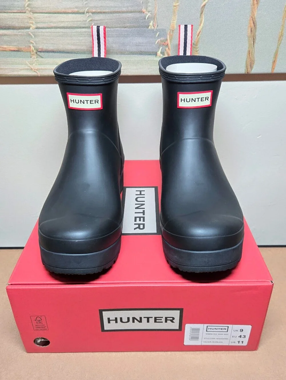 Hunter Women’s 11 Play Short Rain Boots Rubber Waterproof Wellies - Black